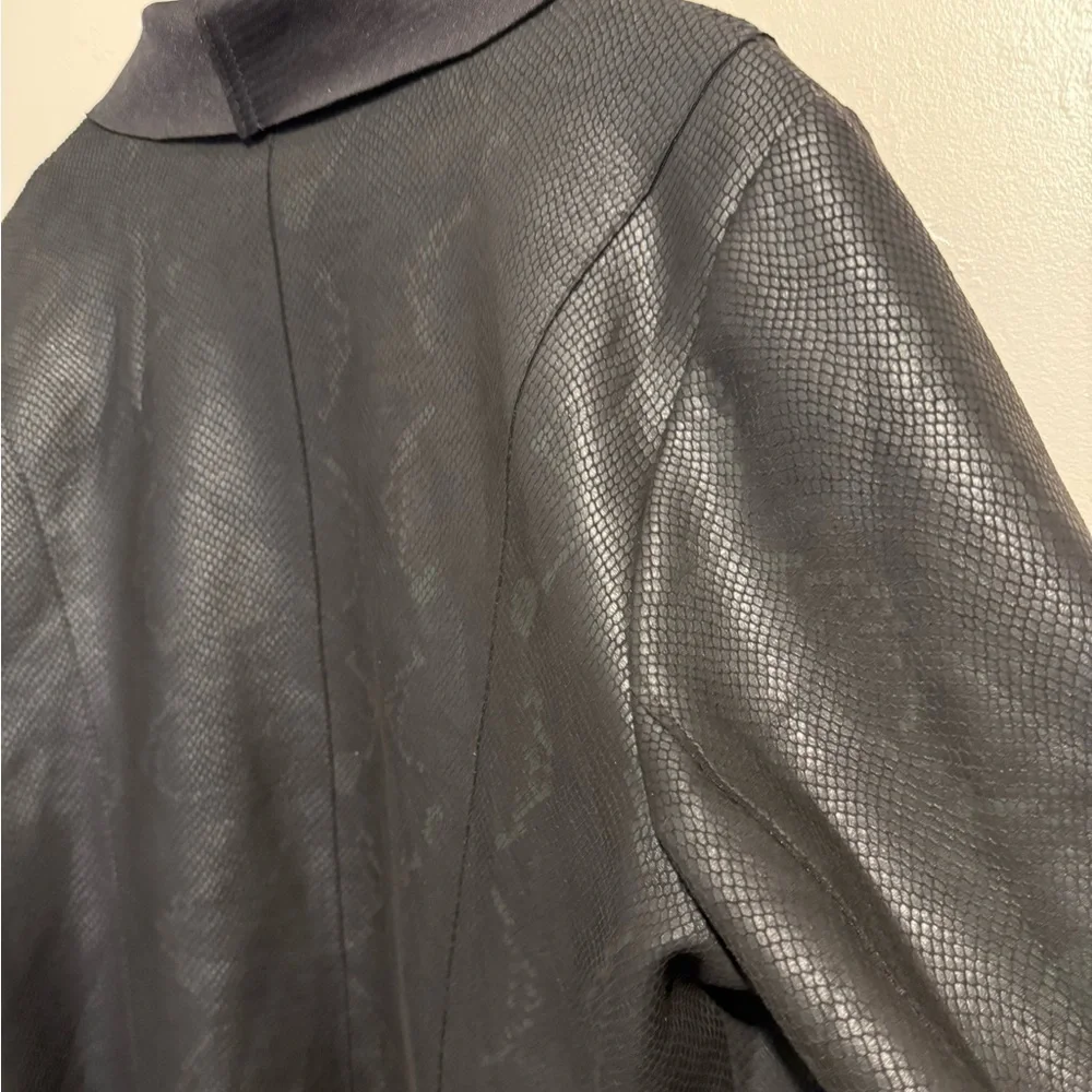 Catherine Malandrino Jacket 1X Black Faux Leather Snake Print Draped Open Front